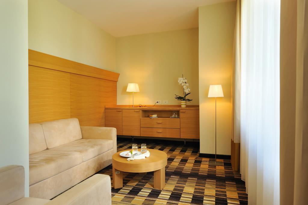 Hotel Smarjeta - Terme Krka Smarjeske Toplice Extérieur photo