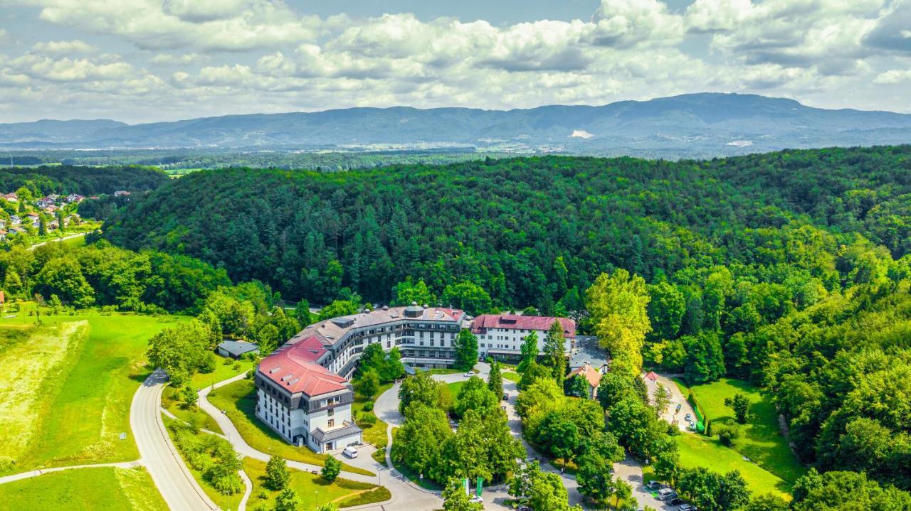 Hotel Smarjeta - Terme Krka Smarjeske Toplice Extérieur photo